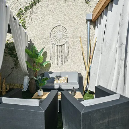 Maison Du Bonheur, La Dune Le Pin (Isere)